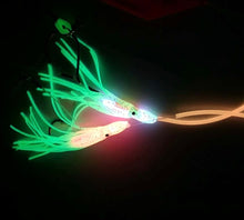 Load image into Gallery viewer, Glow stick clips x10 plus 12 glow sticks
